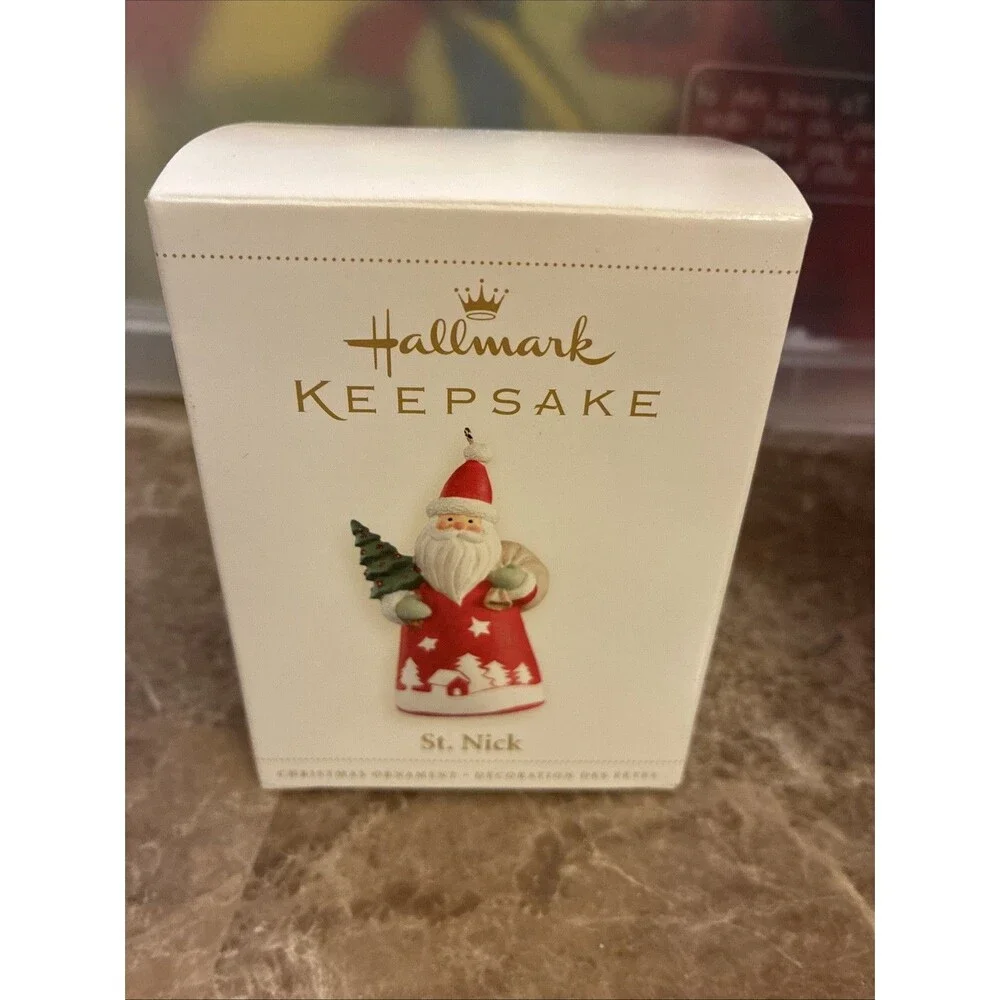 Hallmark Keepsake 2006 St. Nick Christmas Ornament Santa Claus Tree Presents NEW